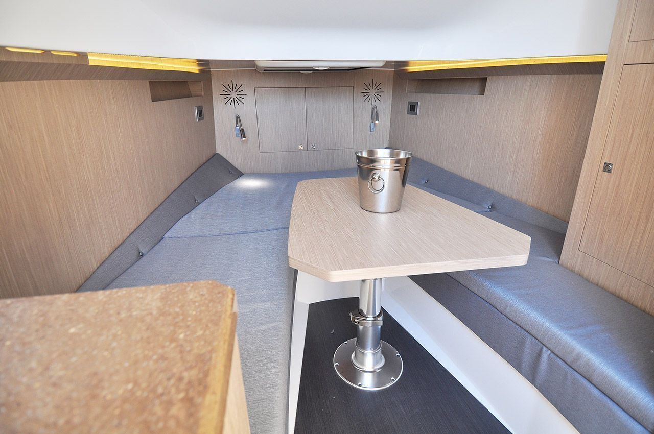 Nuova Jolly Prince 43 Luxury cabin-AKCIJA ZA PREDNARO�ILA - 2026