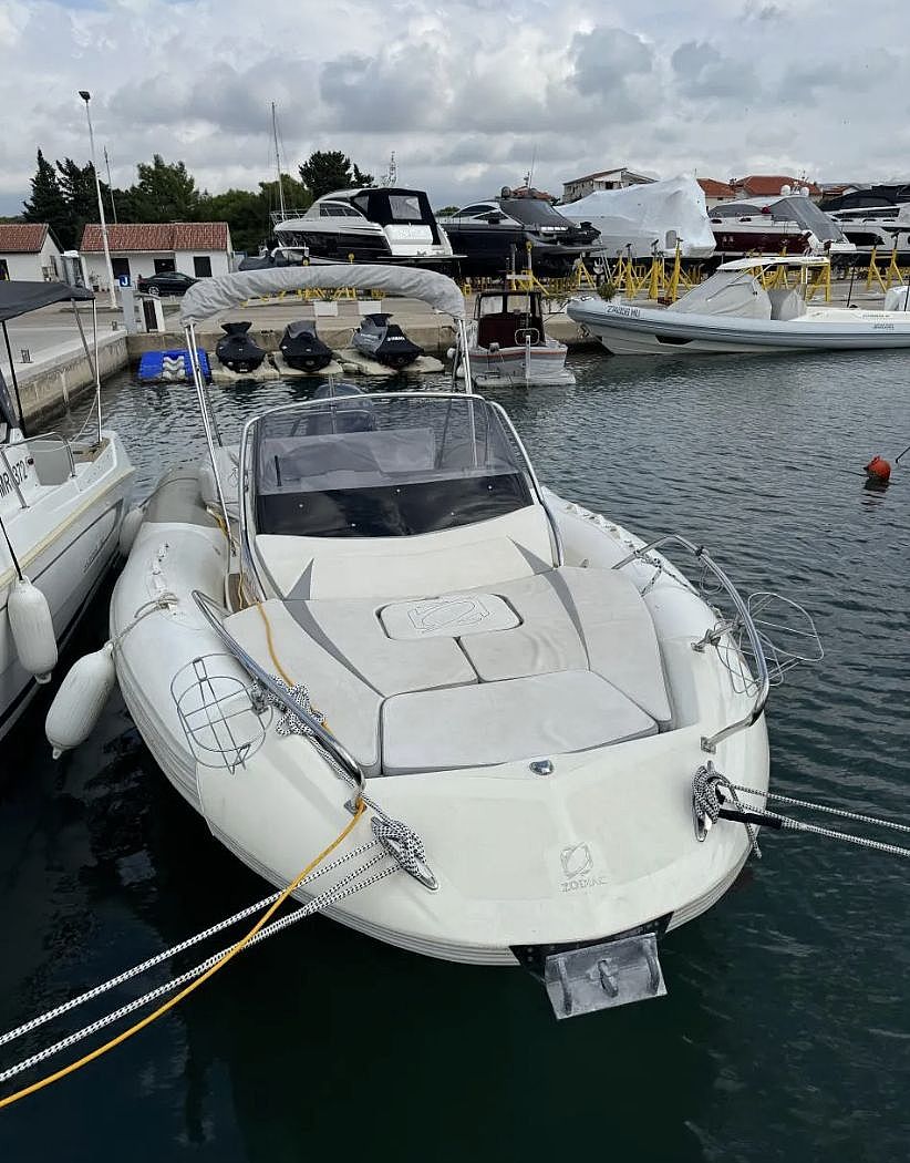 Zodiac NZO 700 Cabin - 2016