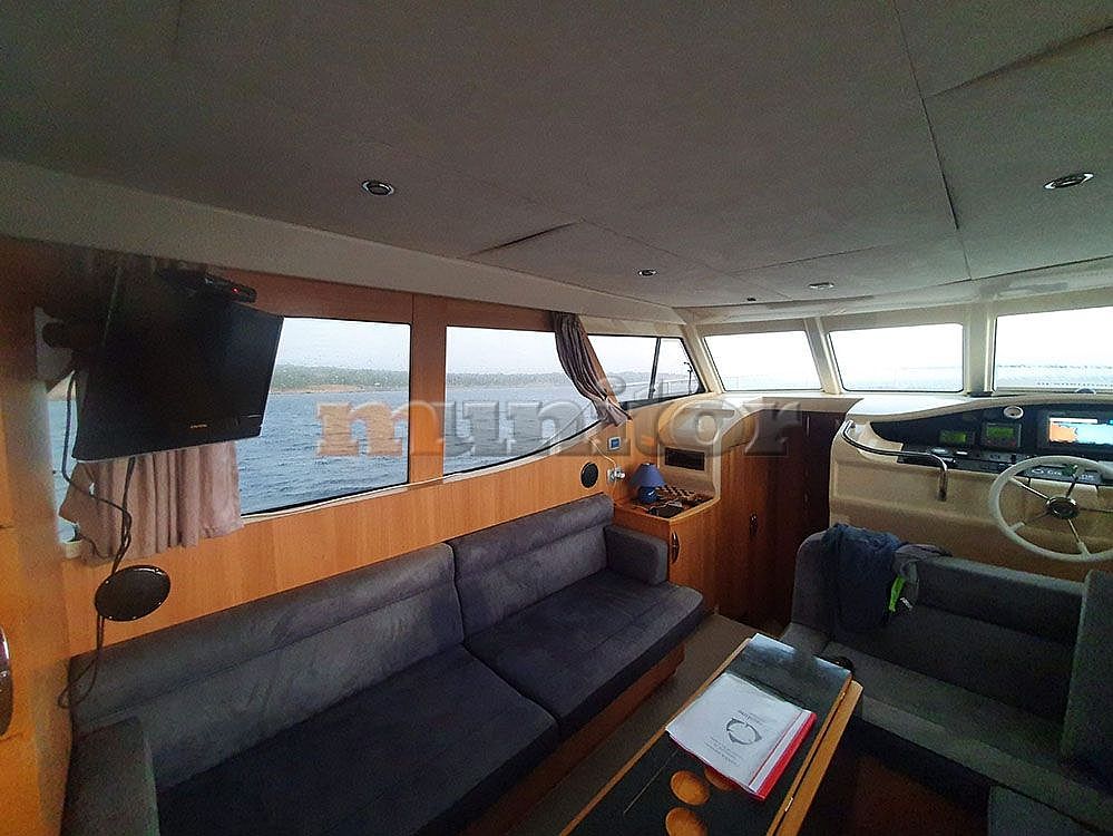 Greenline 33 Hybrid - 2011