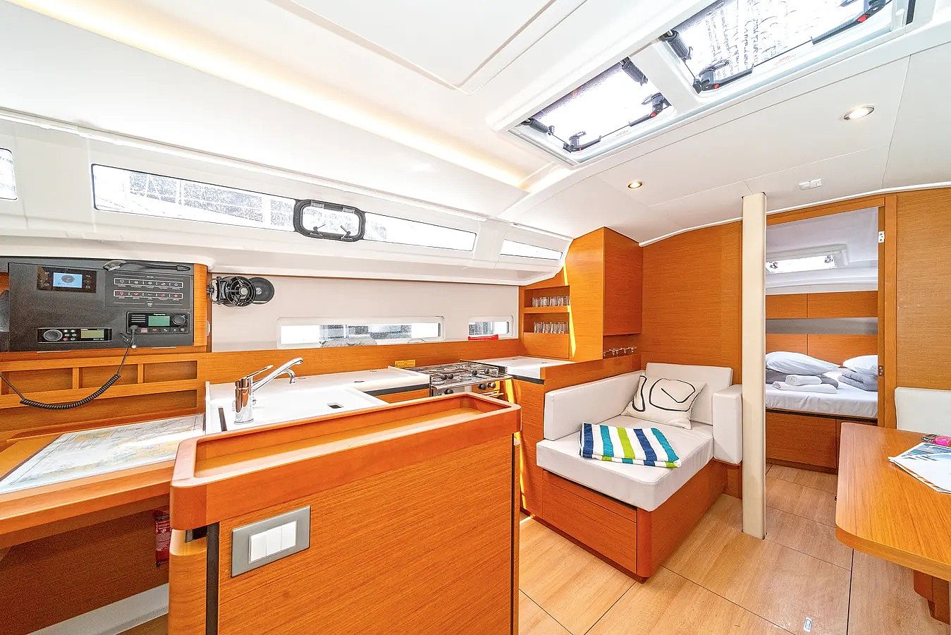 Jeanneau Sun Odyssey 410 - 2023
