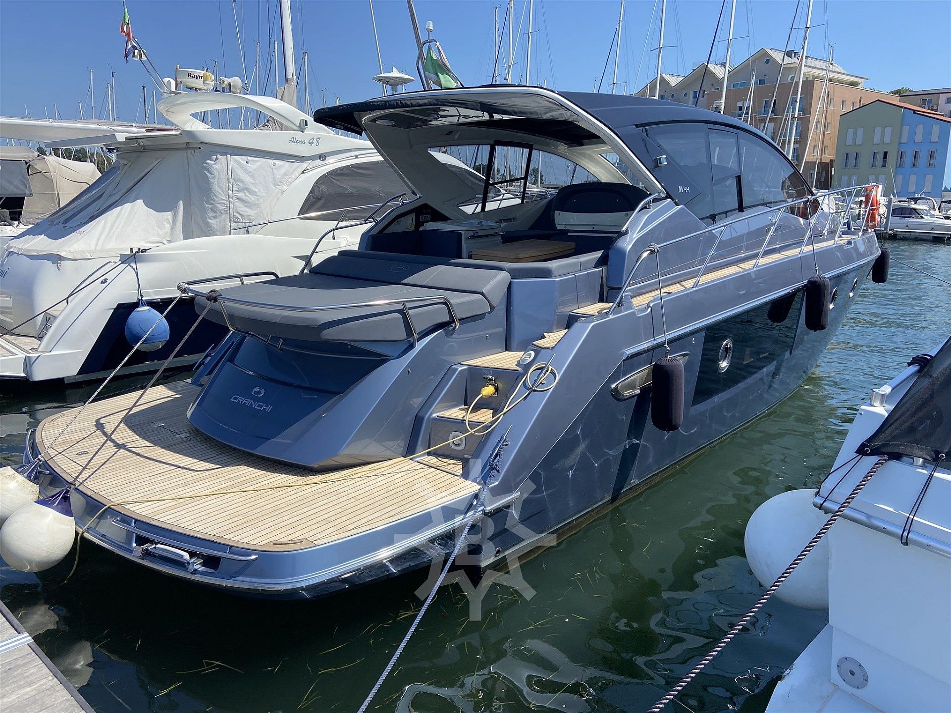 Cranchi M44 HT - 2015