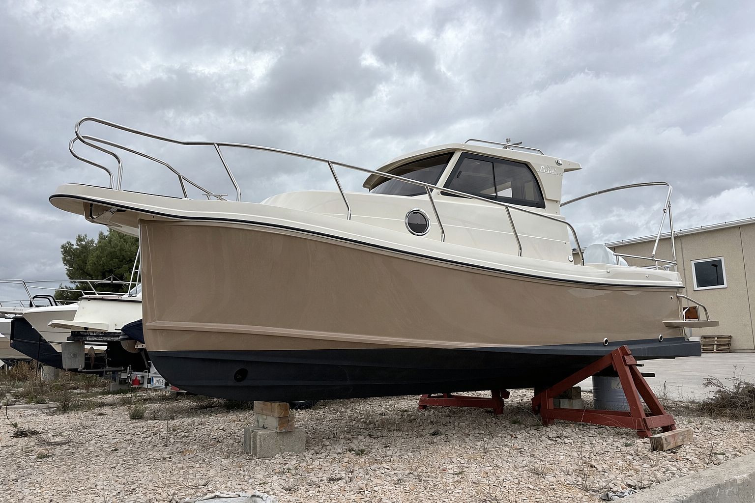 Leidi 660 - 2024