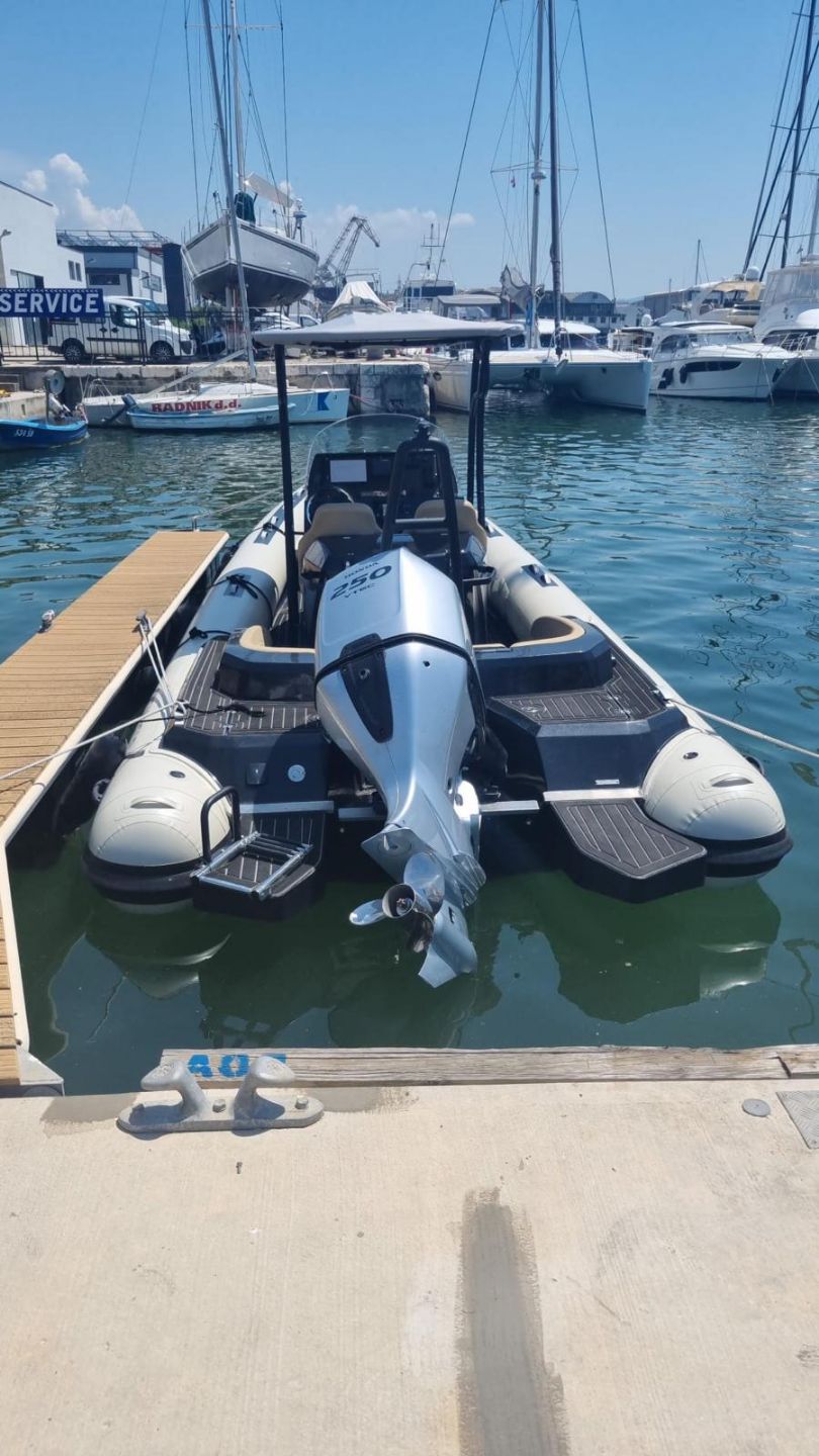 Highfield Sport 800 - 2022 - for sale: 80000.-EUR