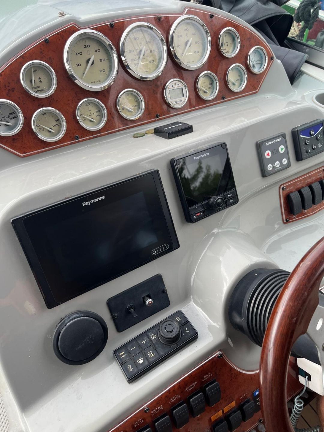 Bayliner 325 - 2006