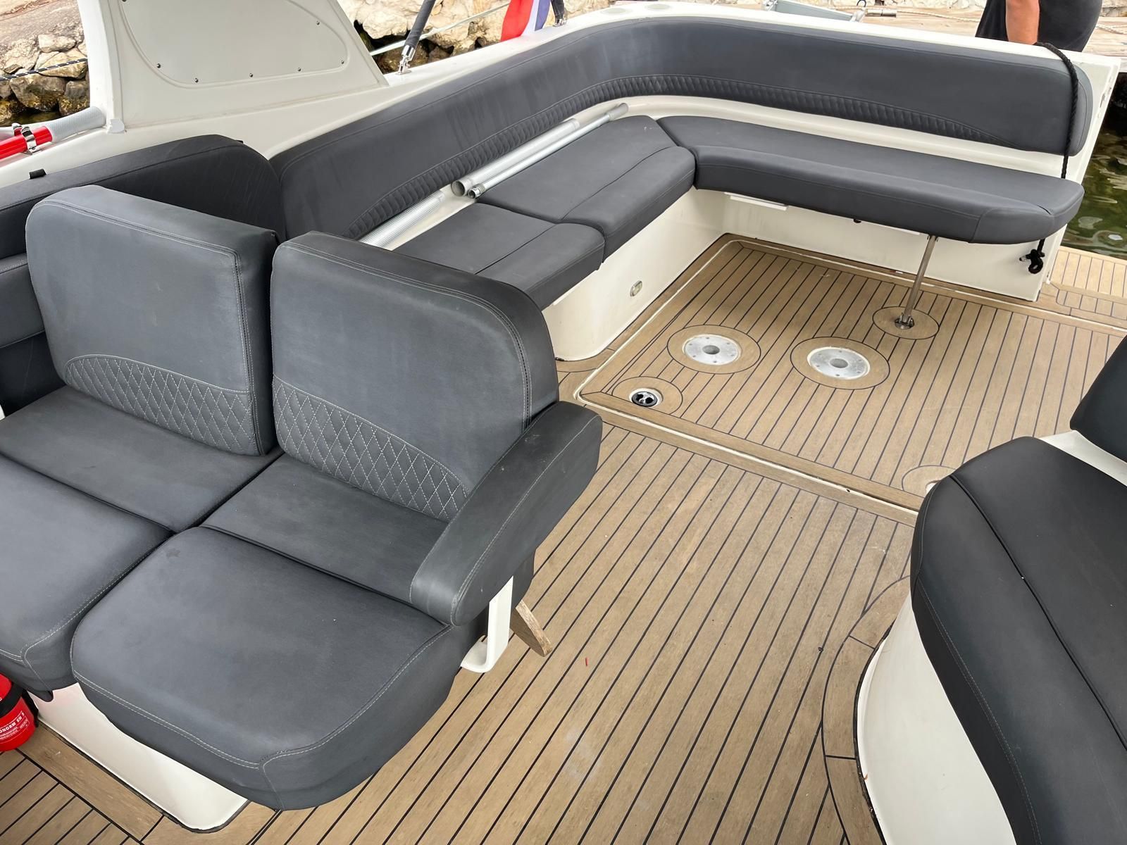 Bayliner 325 - 2006
