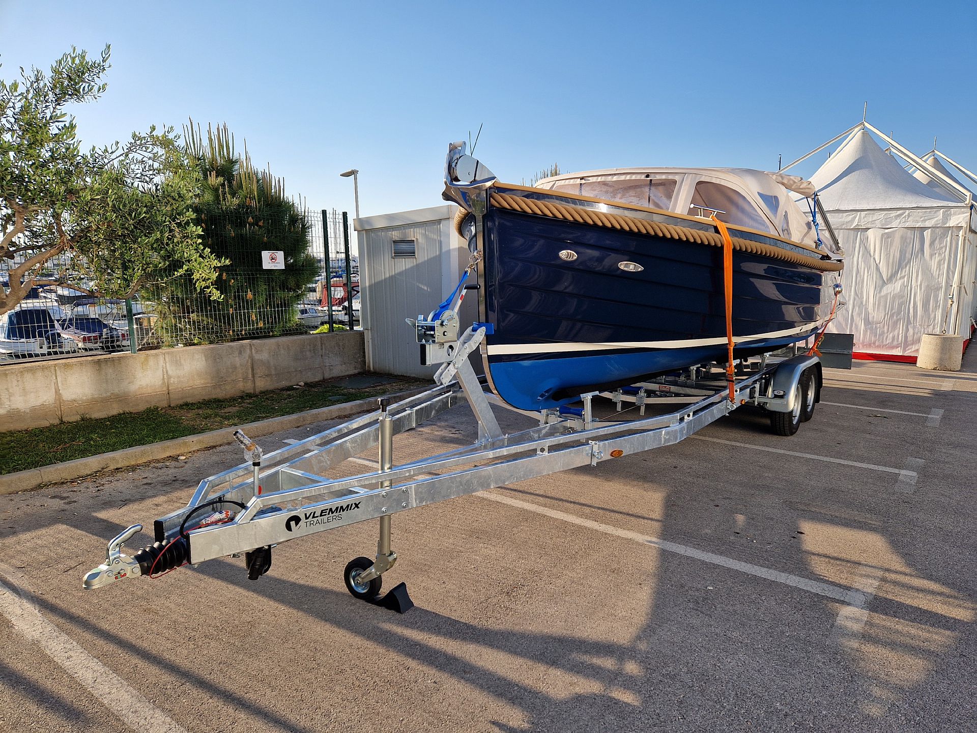 Waterspoor 717 Outboard - 2025