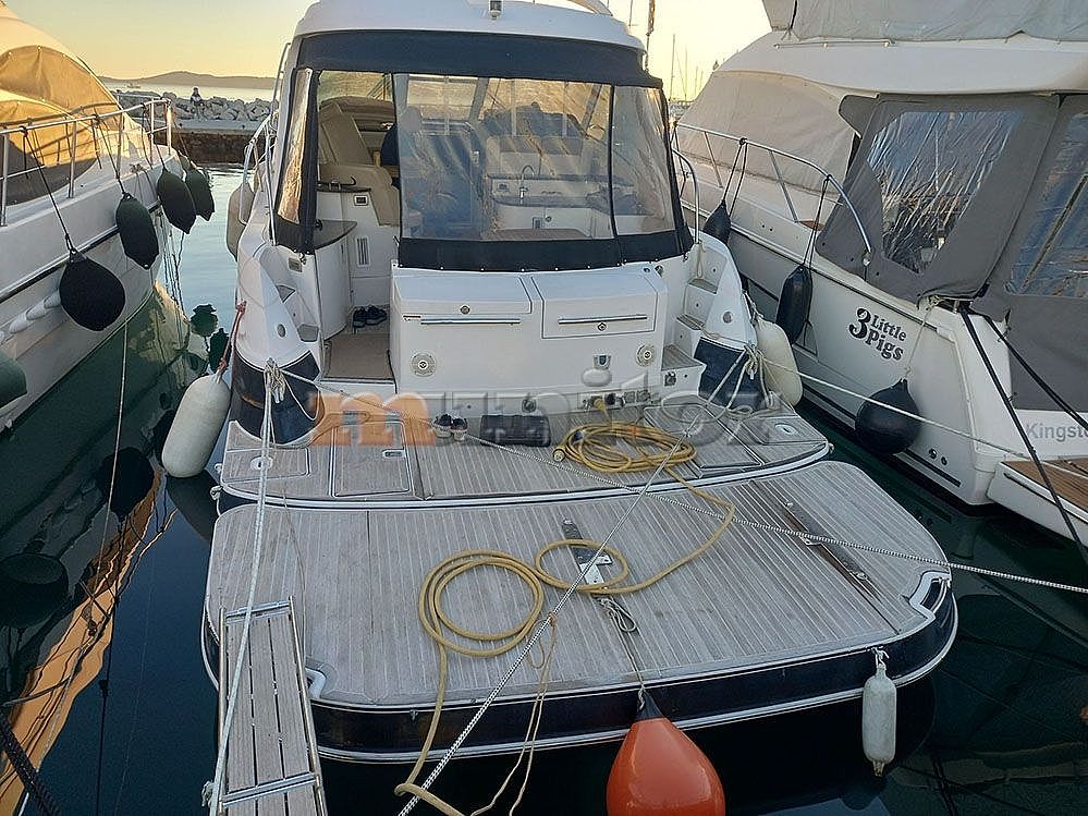 Four Winns V 458 - 2008 - for sale: 205000.-EUR