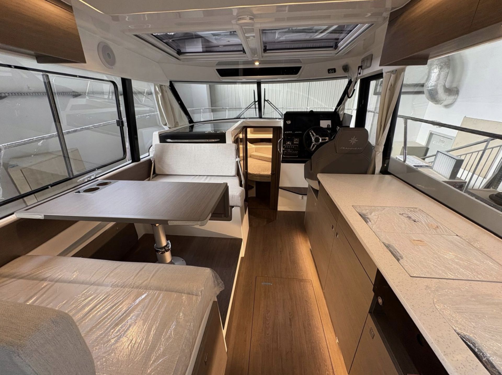 Jeanneau 1095 Coupe - 2025
