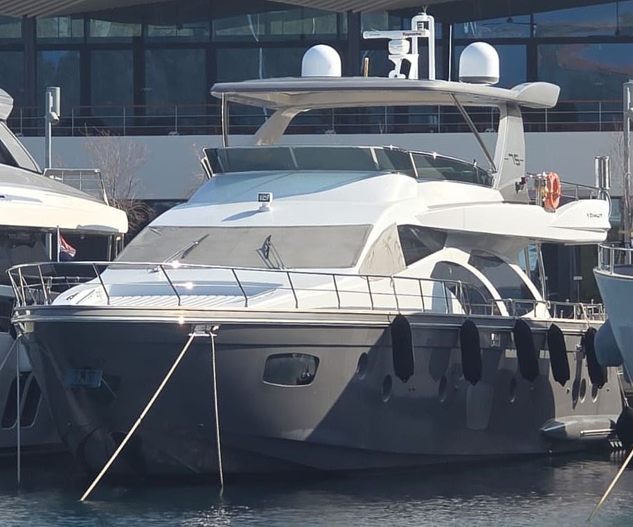 Azimut 75 - 2005 - for sale: 1100000.-EUR