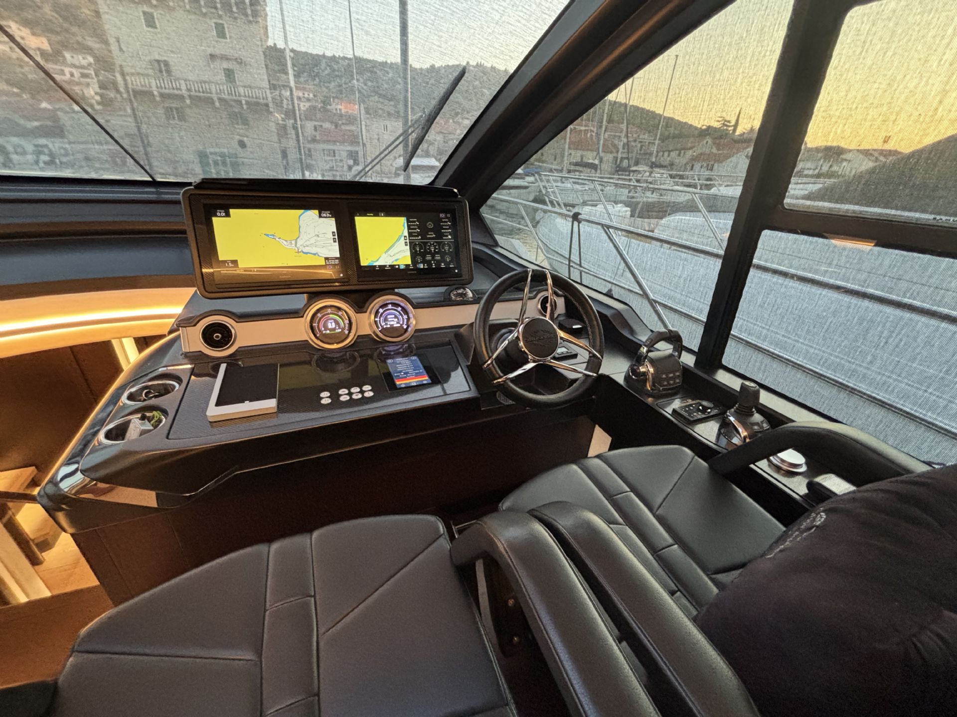 Sunseeker Predator 65 - 2022