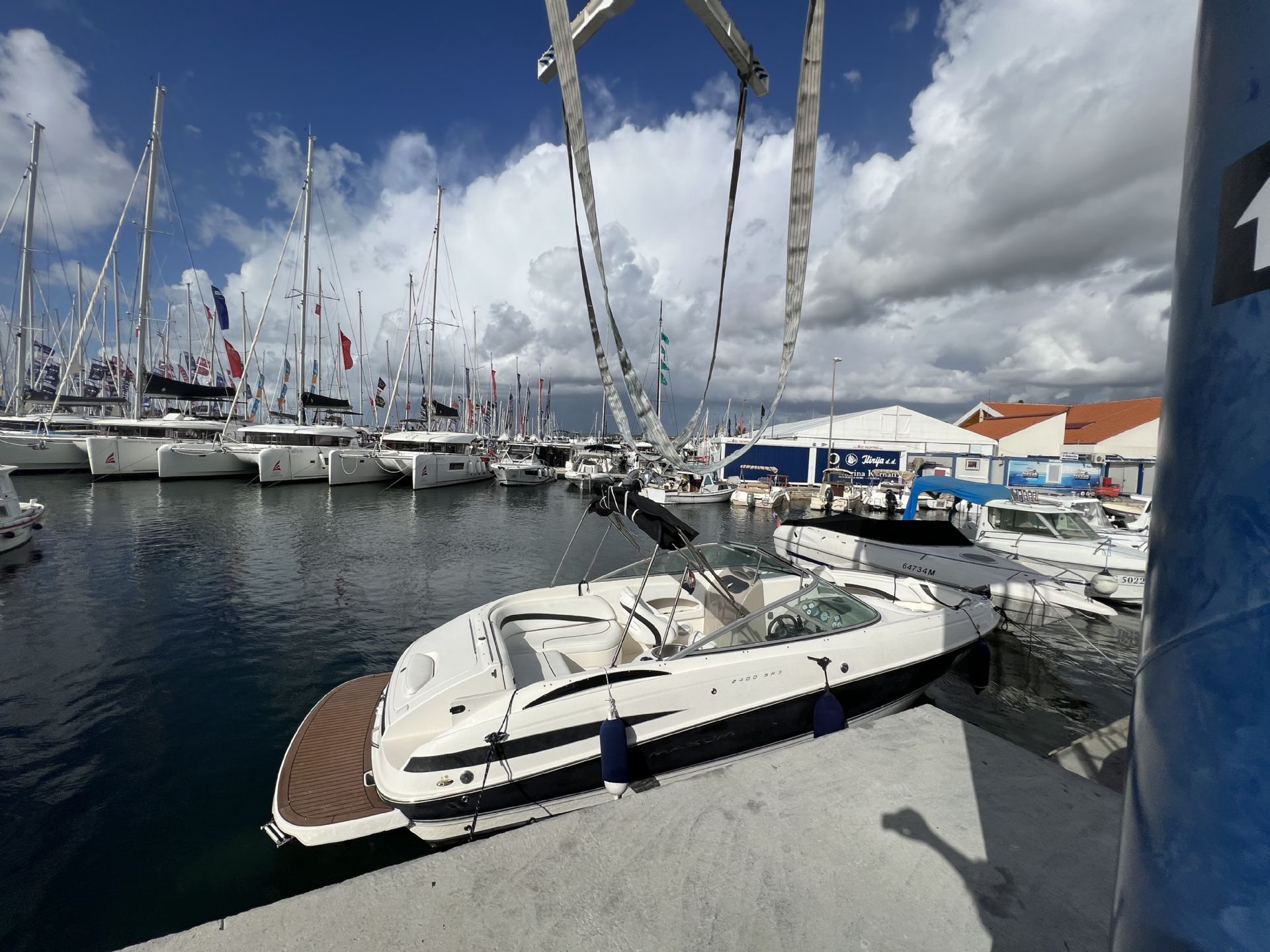 Maxum 2400 SR3 Bow Rider - 2007