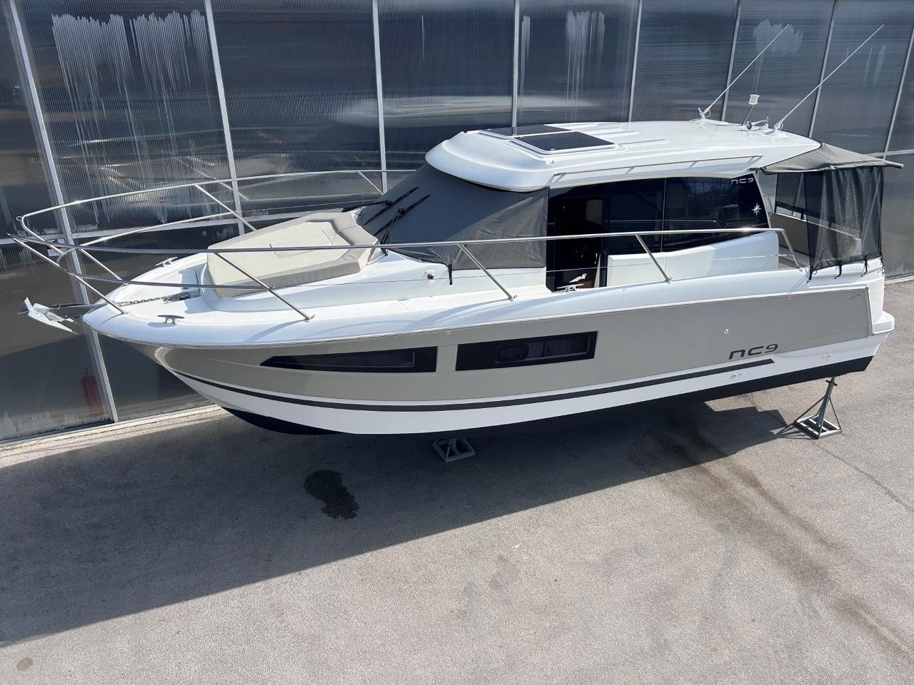 Jeanneau NC 9 Diesel - 2017