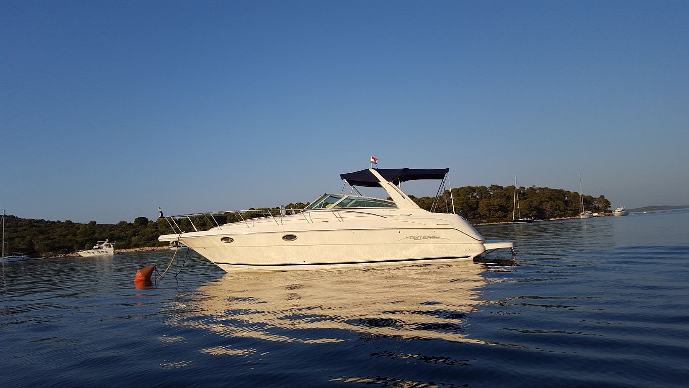 Monterey 322cr - 2001
