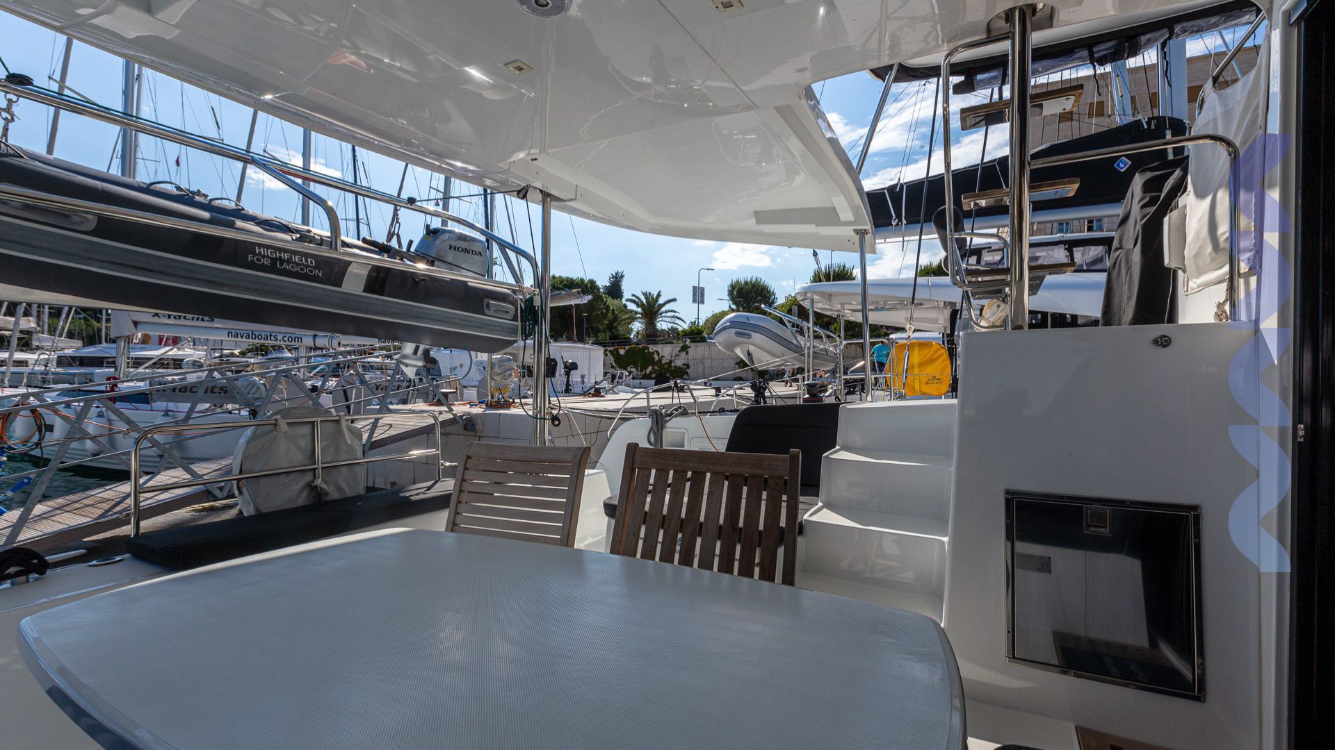 Lagoon 42 - 2017 - for sale: 299000.-EUR