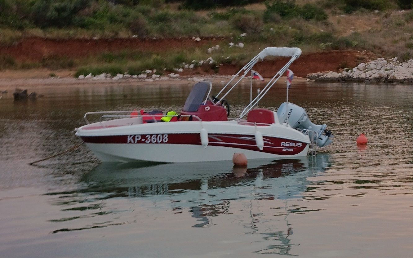 Remus Boats 450 - 2016