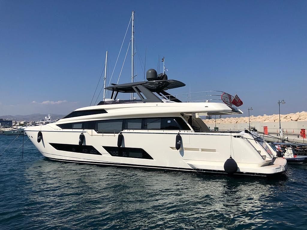 Ferretti 850 - 2020