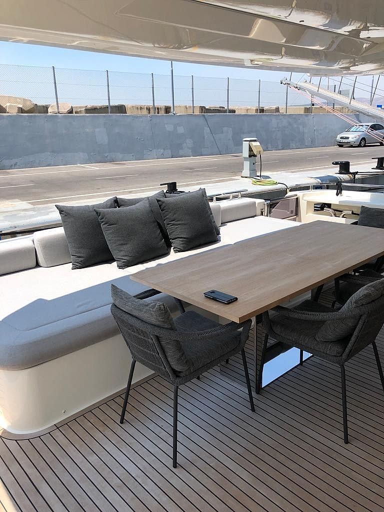 Ferretti 850 - 2020