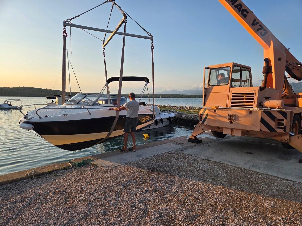 Bayliner 652 Cuddy - 2004