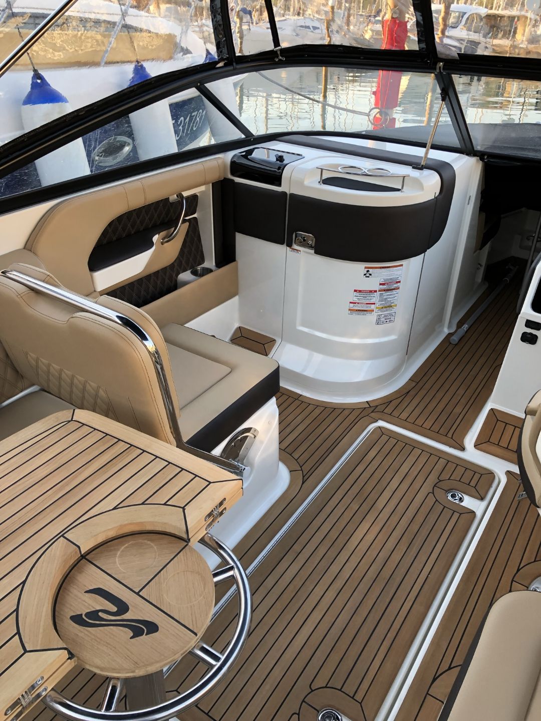 Sea Ray 250 SLX - PRVI LASTNIK - 2019