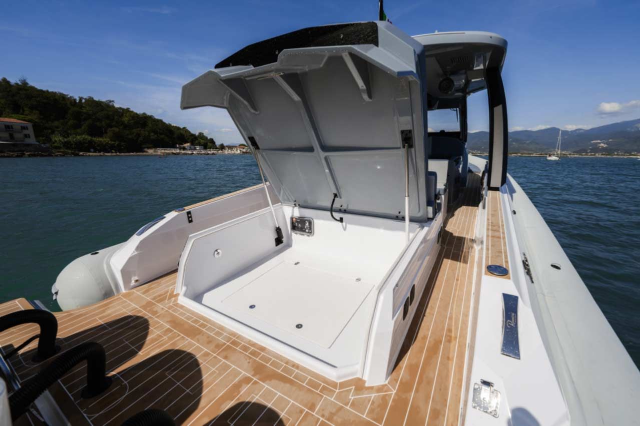 Ranieri International CAYMAN 50.0 HARD TOP   3X350 MERCURY -LUKSUZNI RIB - 2026