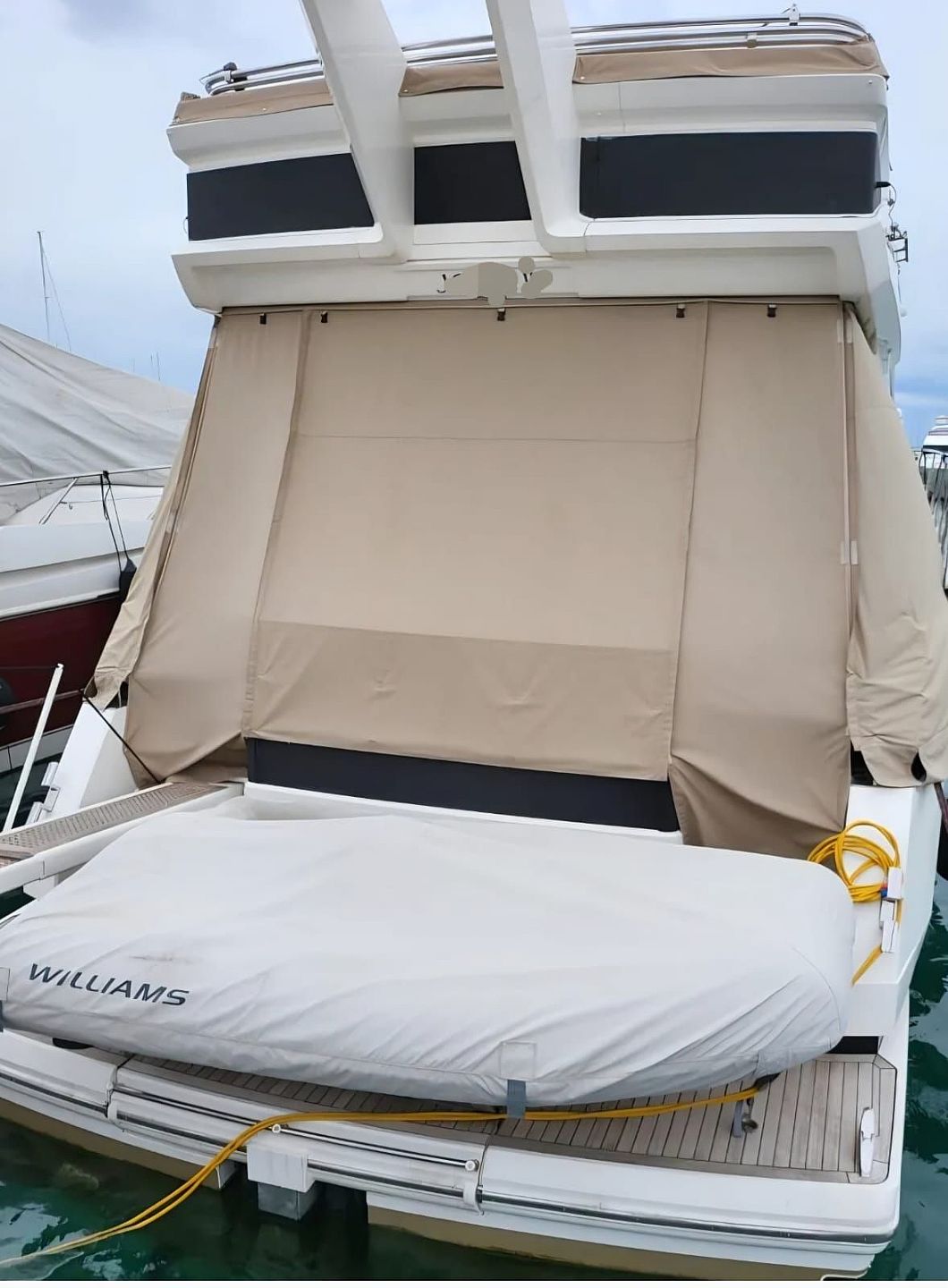 Fairline Squadron 50 - 2012