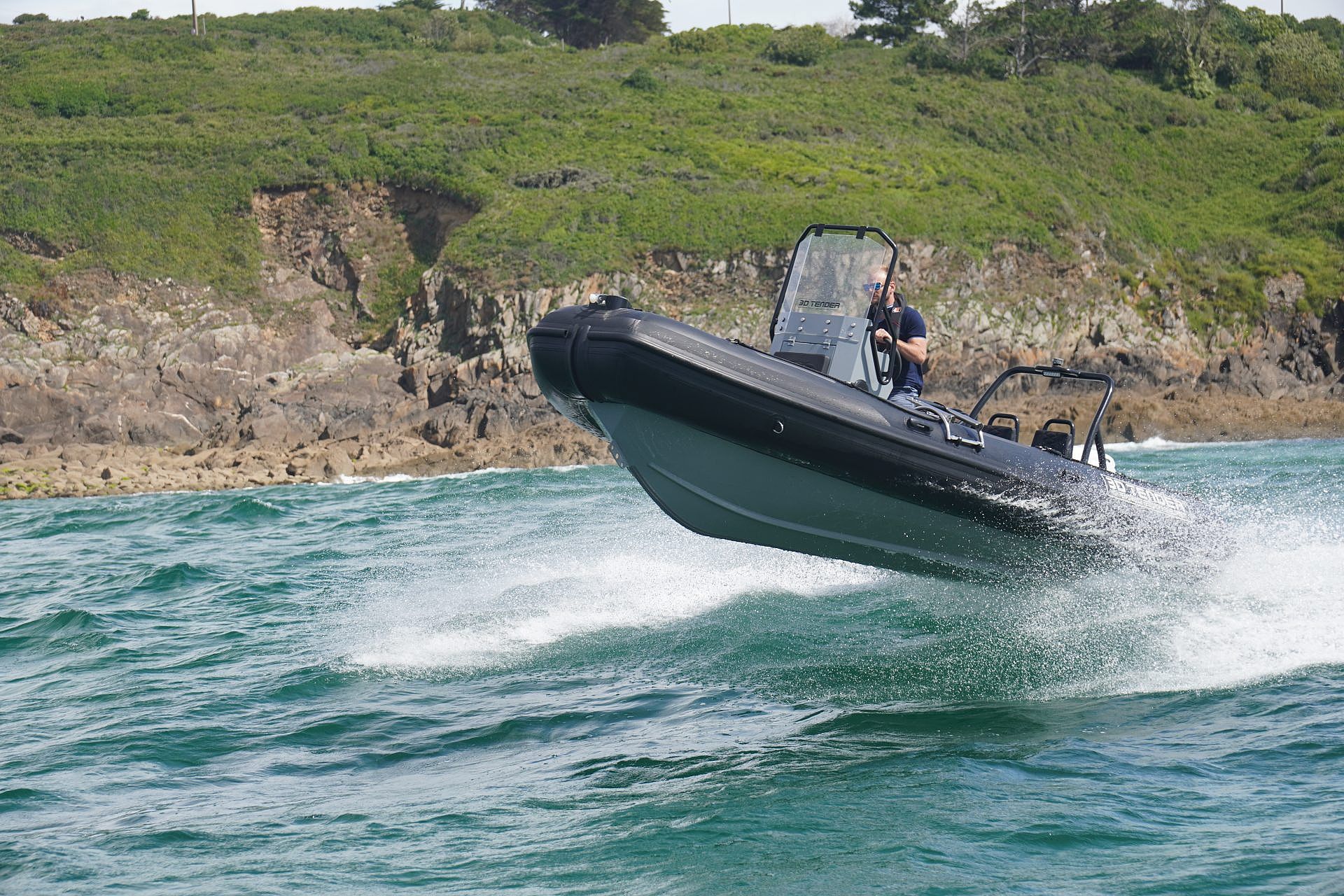 3D Tender Nividic 550  NOVO - Yamaha partner - 2026