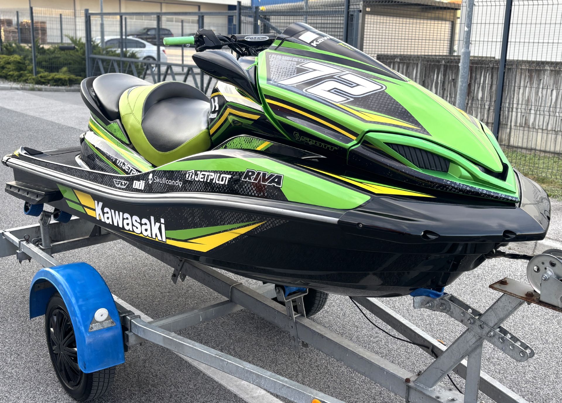 Kawasaki ULTRA 300 X SUPERCHARGER-SAMO 77 UR-ODLI�EN - 2012