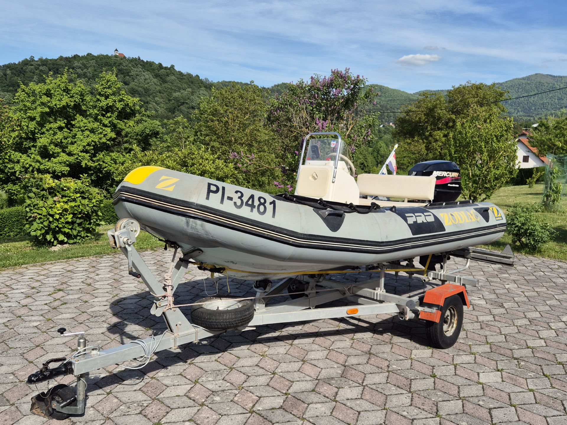 Zodiac PRO 7 - 2003 - for sale: 4550.-EUR