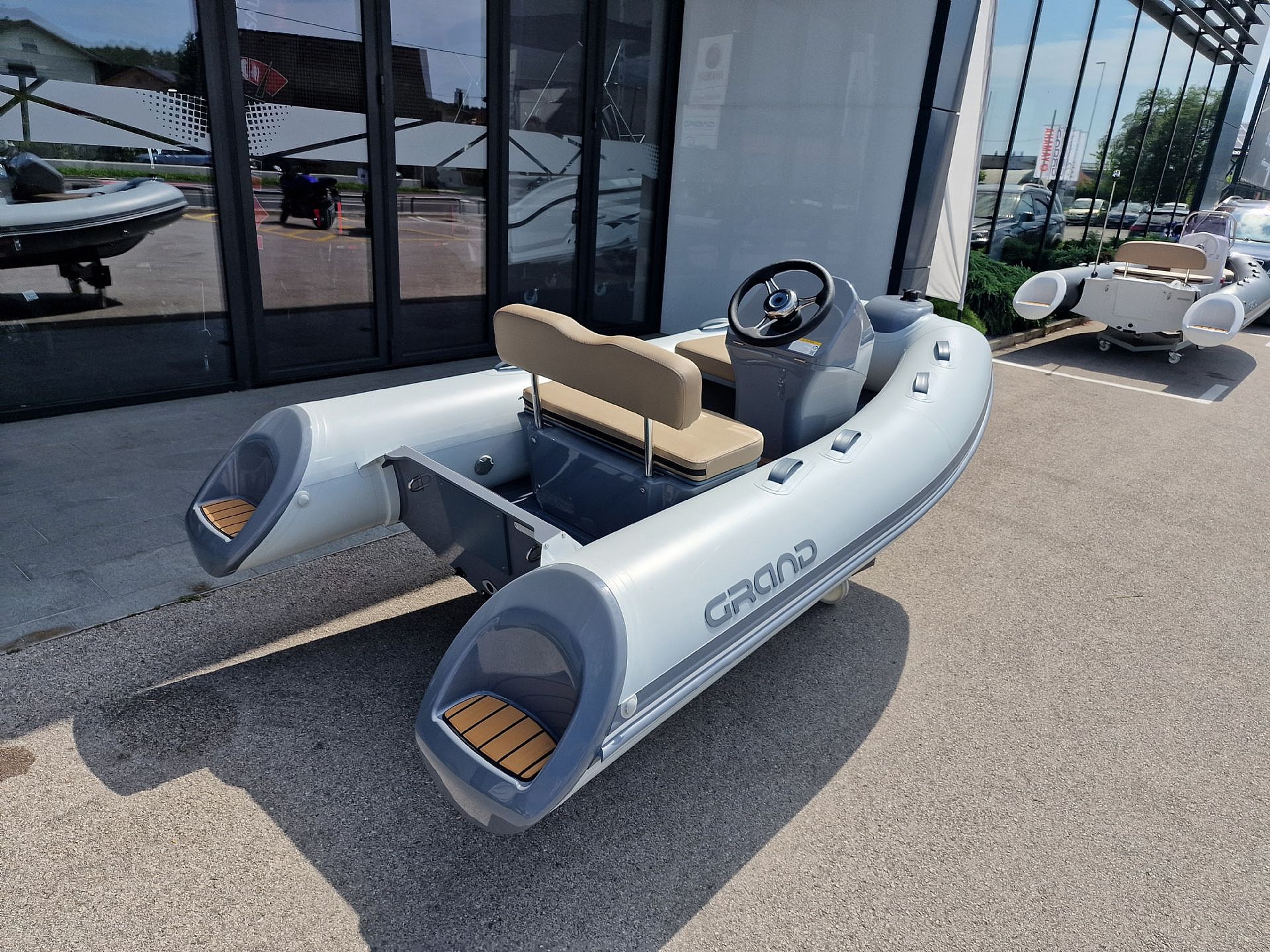 GRAND 300 S300HL Hypalon - 2026