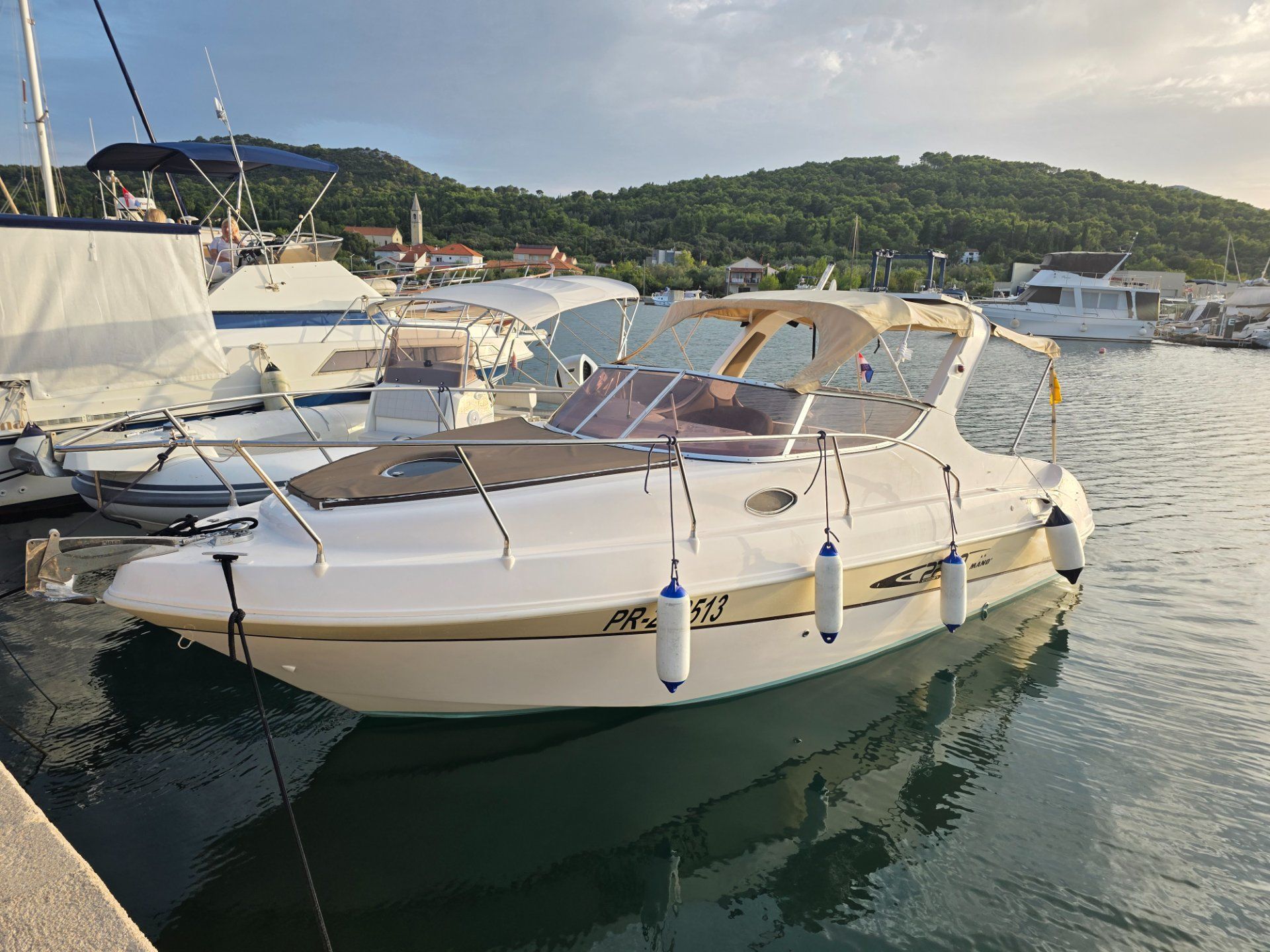 Mano Marine 22.50 cabin - 2010