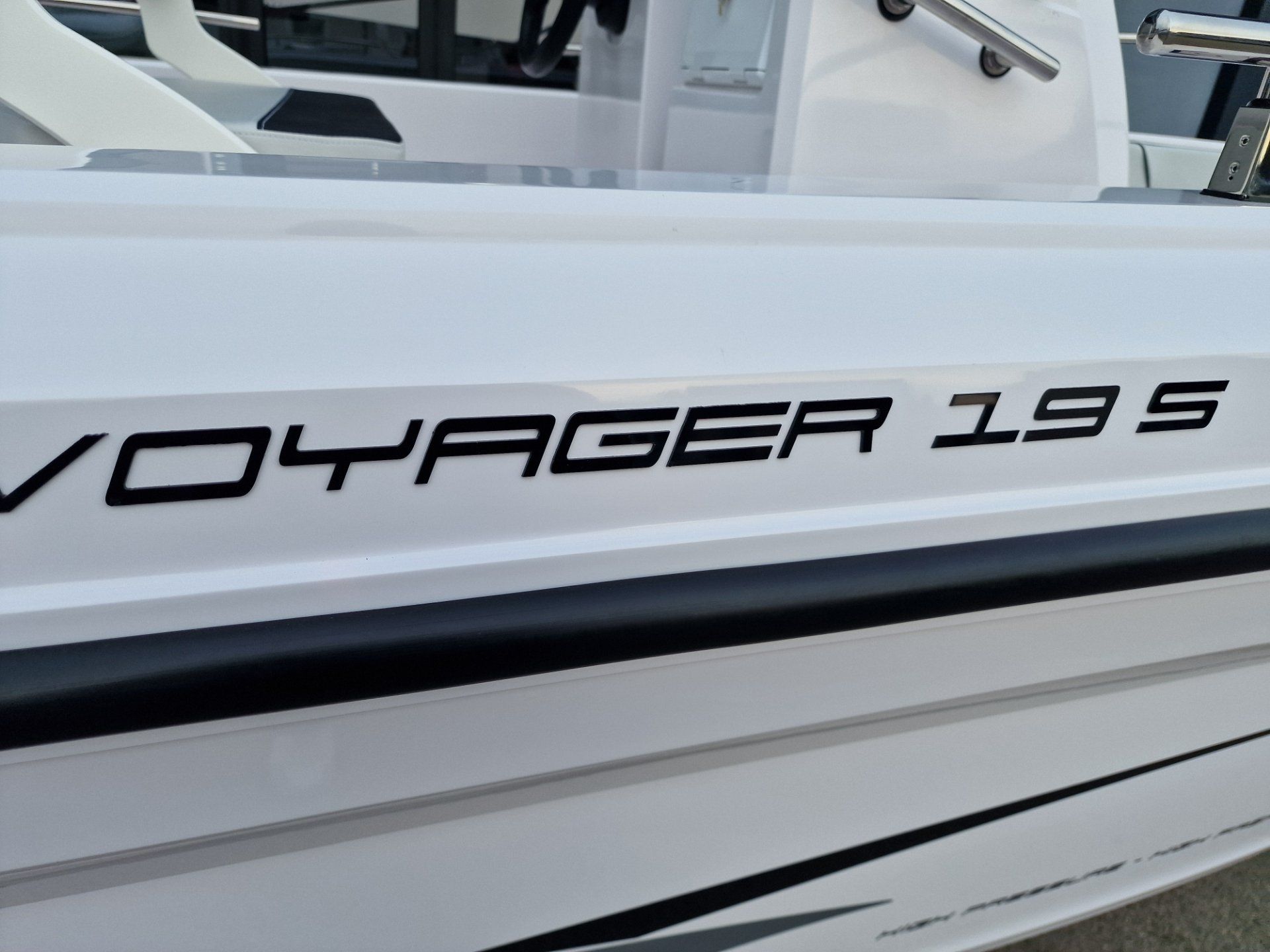 Ranieri International 	Voyager 19S - 2026