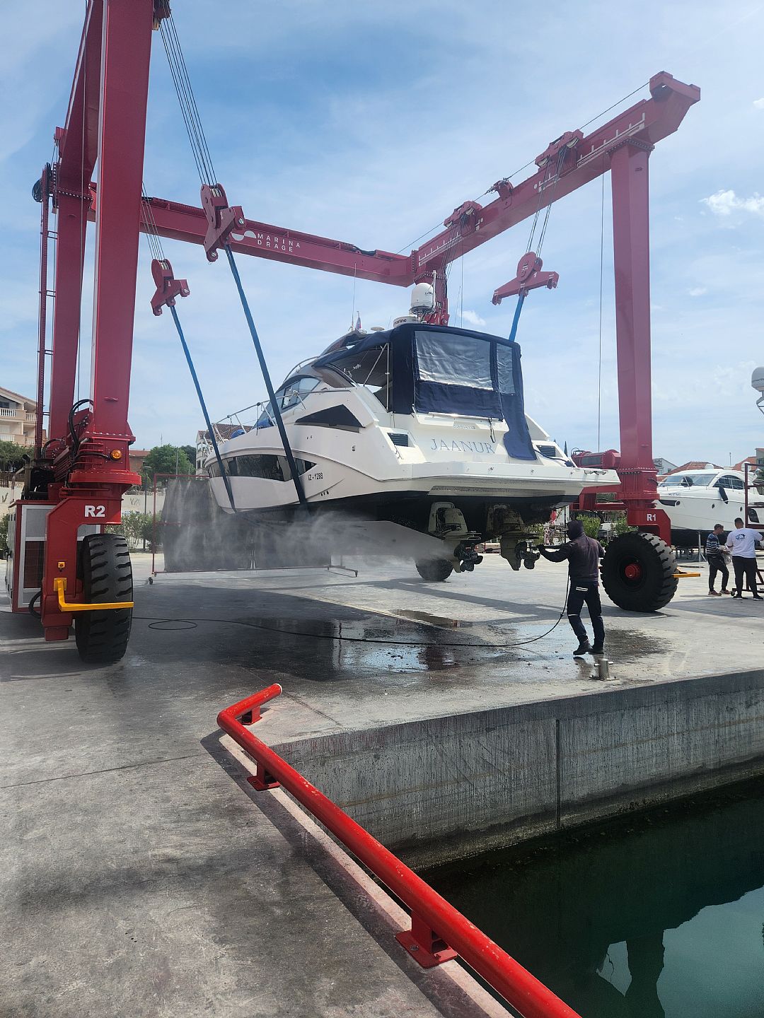 Galeon 385HTS - 2012