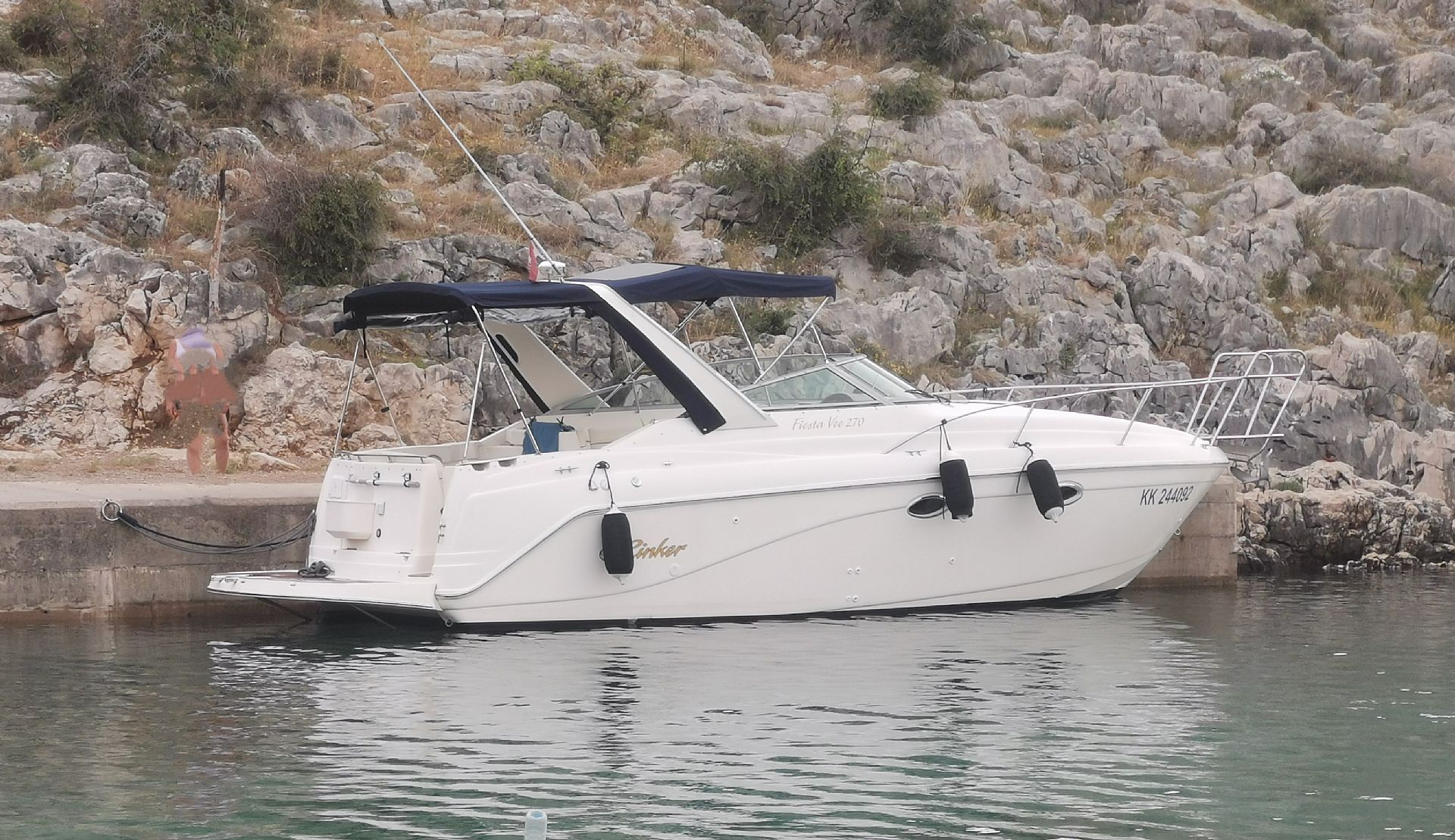 Rinker Fiesta Vee 270 - 2004 - for sale: 35000.-EUR