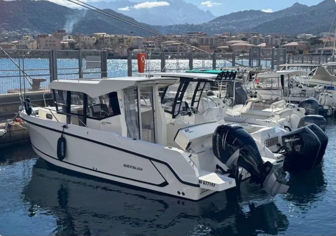 Quicksilver - 805 PILOTHOUSE - INCE NOVO - 2023