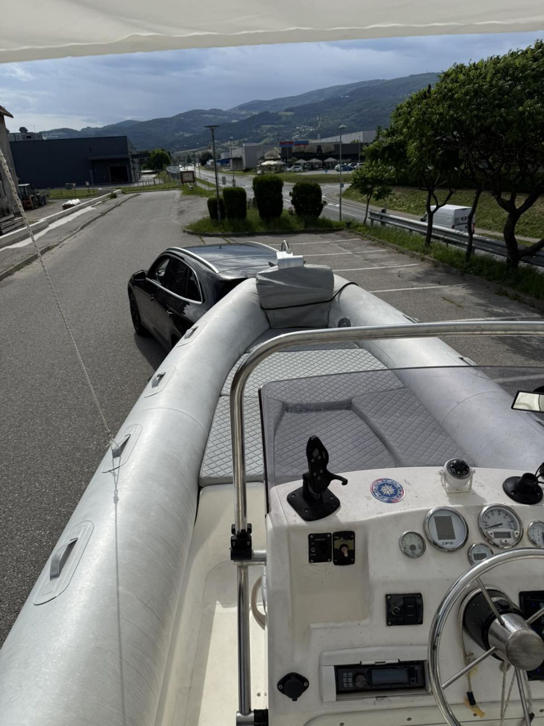TRIMARIN Gliser RIB 690 CONSOLLE - 2007