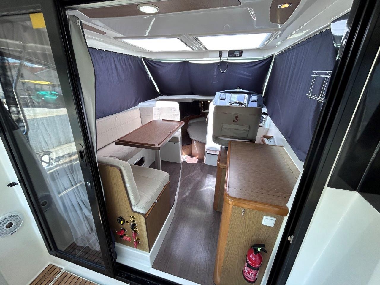 Beneteau Antares 8.80 - 2016