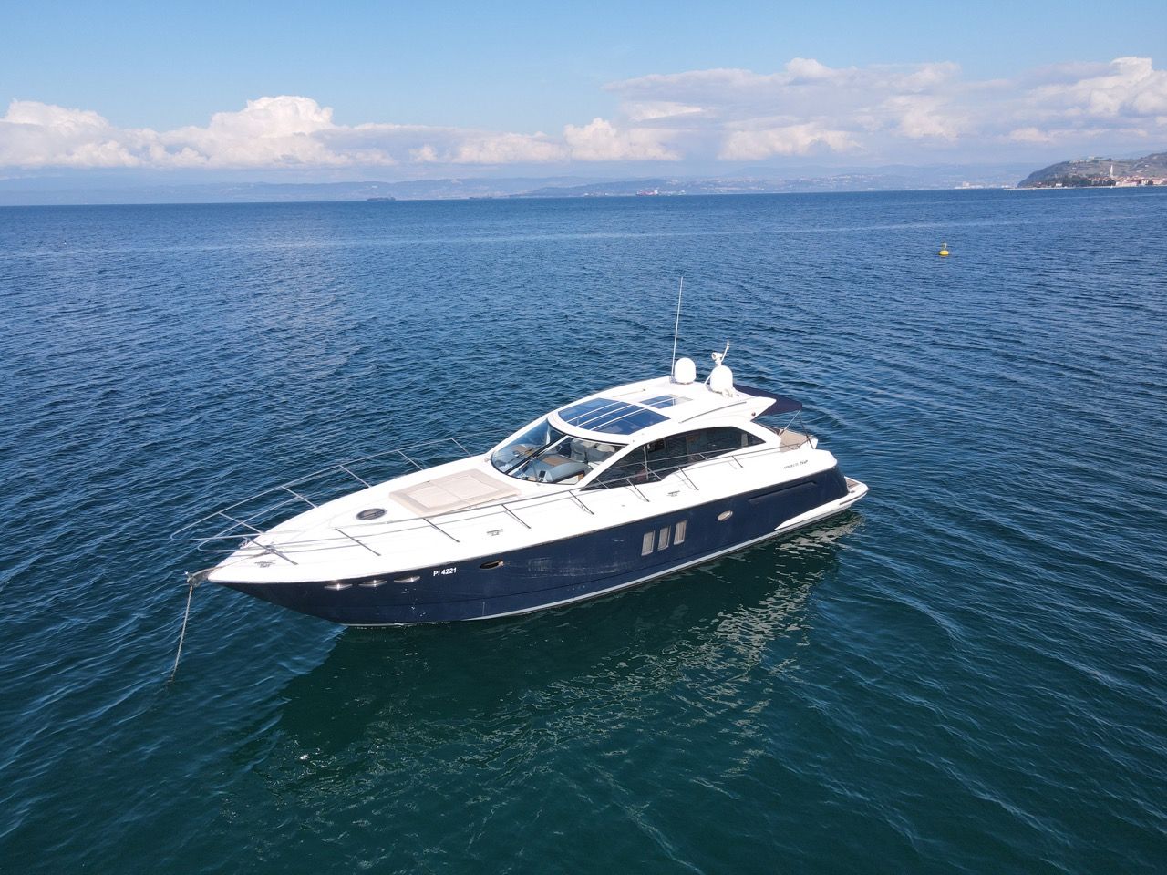 Absolute 52 - 2009