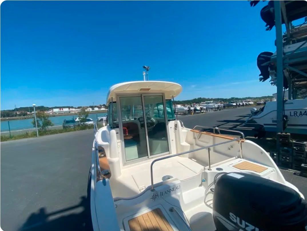 Jeanneau MERRY FISHER 625 LEGENDE - INCE NOVO - 2007