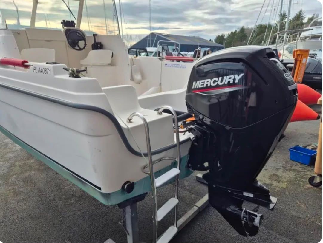 Jeanneau MERRY FISHER 580 - INCE NOVO - 1997