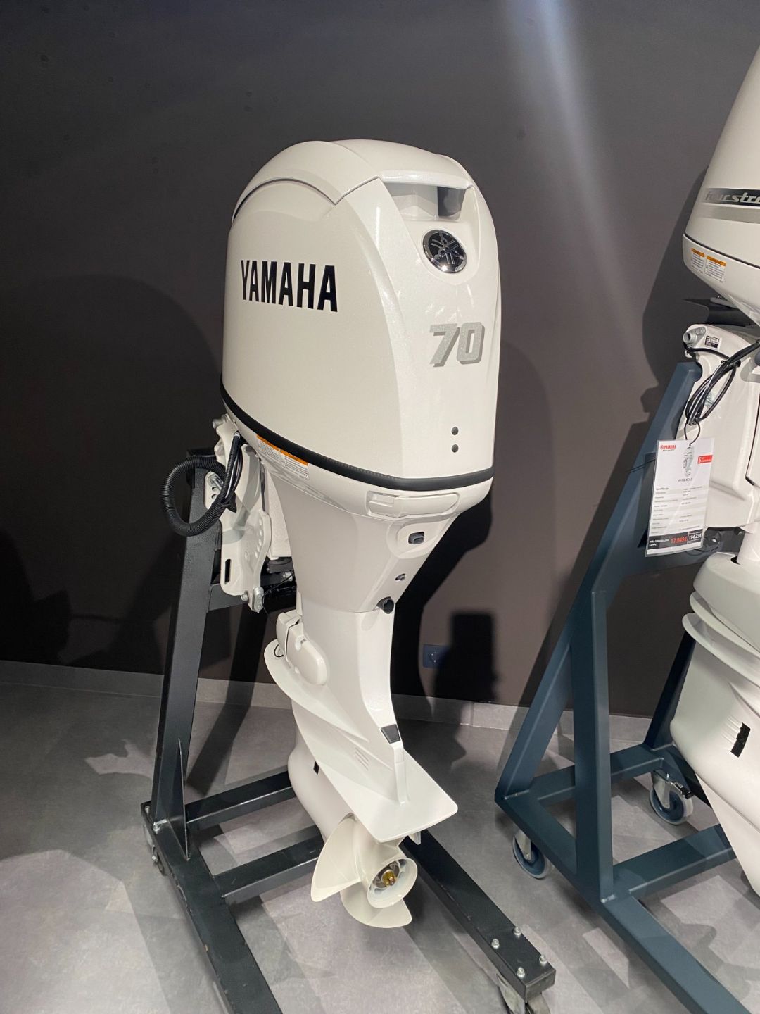 Yamaha F70 BET2 WHITE - 2026