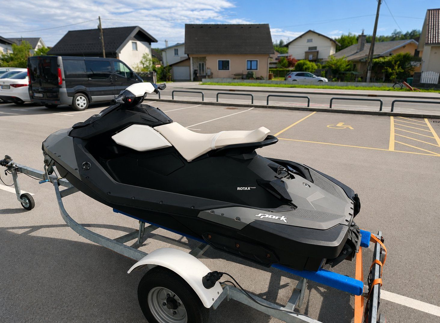 Sea-Doo SPARK - SAMO 42 UR -... - 2014 - for sale: 4999.-EUR