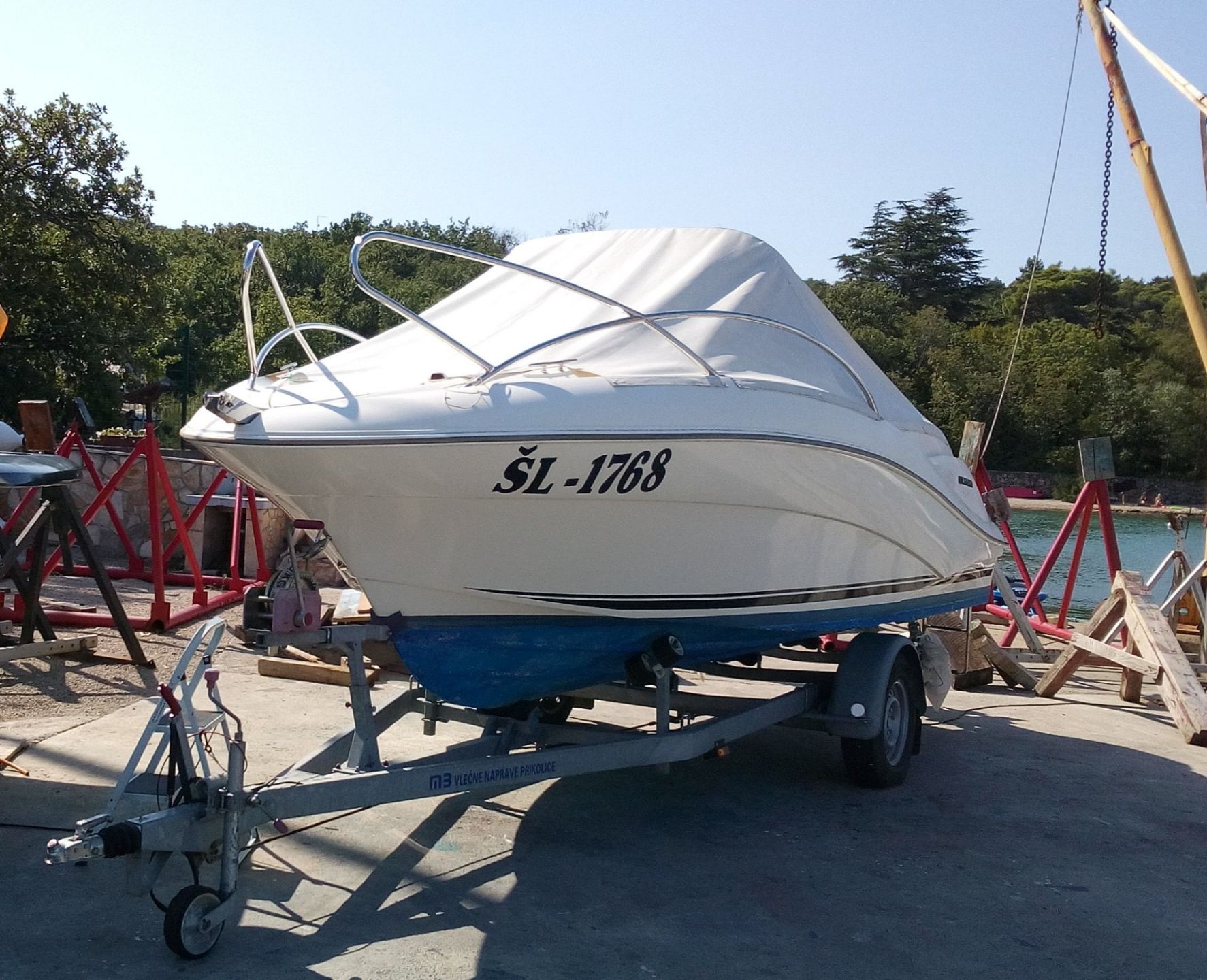 Quicksilver Activ 555 WA - 2010 - for sale: 15500.-EUR