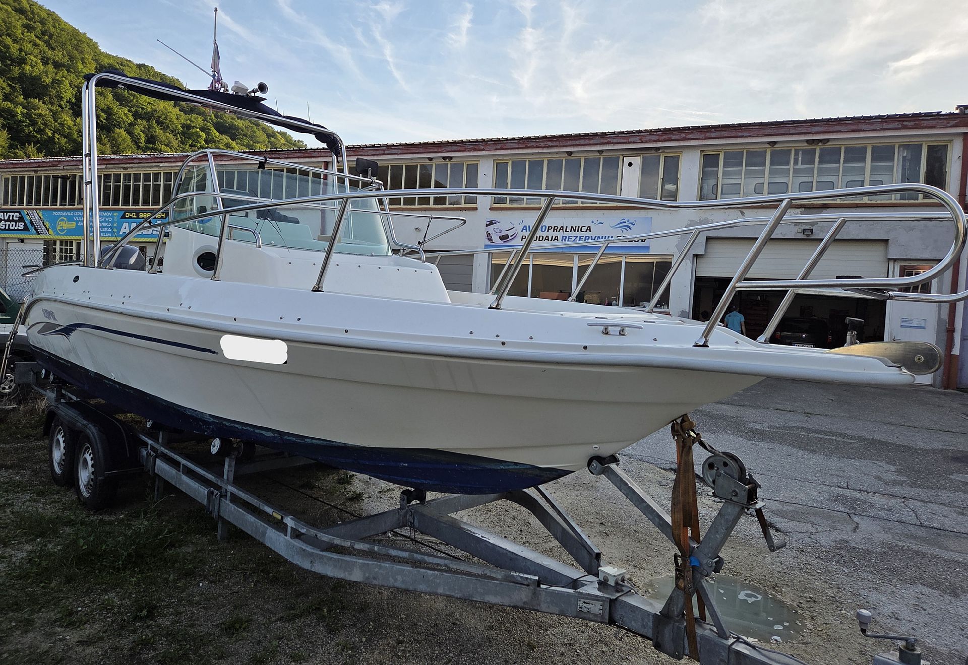 Aquamar 750 Walkaround (2007)   prikolica 750 WK WALKAROUND - 2007