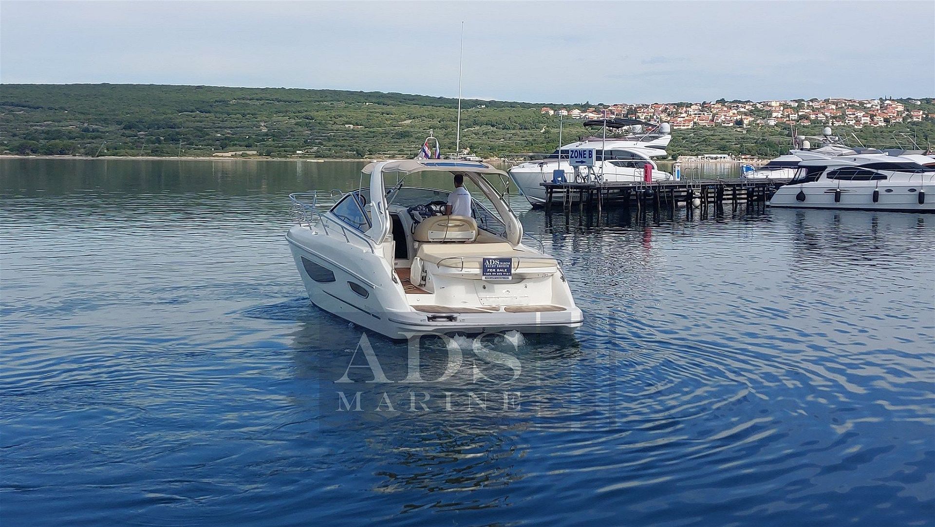 Cranchi Endurance 33 - 2014 - for sale: 140000.-EUR